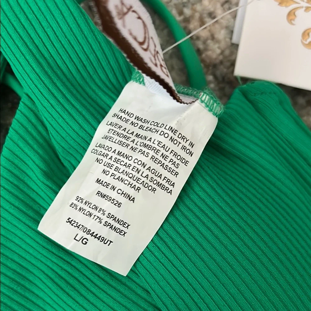 NWT BECCA Modern Edge Underwire Bikini in Verde - Picture 7 of 11